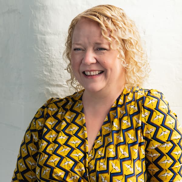 Helen Bee
